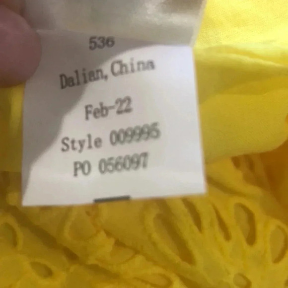 Lilly Pulitzer Leah skirt Resort Yellow oversized pinwheel eyelet Sz 2 New with - Picture 9 of 10